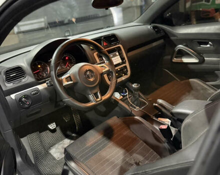 Белый Фольксваген Скирокко, объемом двигателя 1.97 л и пробегом 354 тыс. км за 7000 $, фото 10 на Automoto.ua