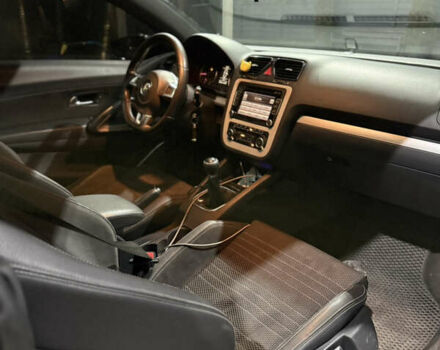 Белый Фольксваген Скирокко, объемом двигателя 1.97 л и пробегом 354 тыс. км за 7000 $, фото 9 на Automoto.ua