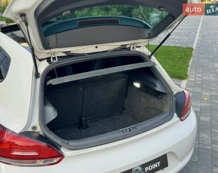 Белый Фольксваген Скирокко, объемом двигателя 1.97 л и пробегом 350 тыс. км за 5999 $, фото 38 на Automoto.ua