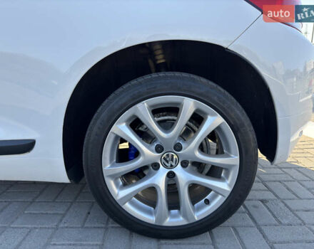 Білий Фольксваген Скірокко, об'ємом двигуна 1.98 л та пробігом 130 тис. км за 13000 $, фото 12 на Automoto.ua