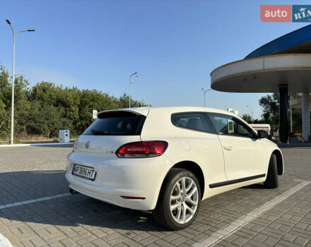 Білий Фольксваген Скірокко, об'ємом двигуна 1.98 л та пробігом 130 тис. км за 13000 $, фото 7 на Automoto.ua