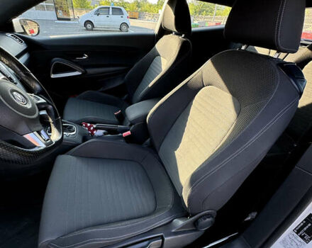 Білий Фольксваген Скірокко, об'ємом двигуна 1.98 л та пробігом 130 тис. км за 13000 $, фото 16 на Automoto.ua