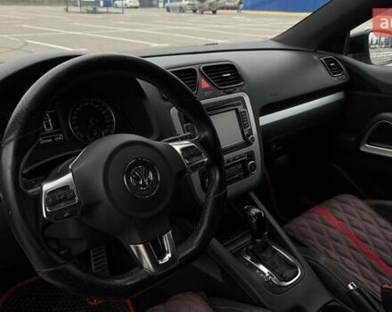 Білий Фольксваген Скірокко, об'ємом двигуна 1.39 л та пробігом 223 тис. км за 9800 $, фото 19 на Automoto.ua