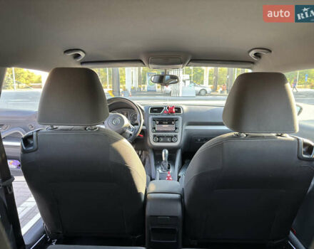 Білий Фольксваген Скірокко, об'ємом двигуна 1.98 л та пробігом 130 тис. км за 13000 $, фото 19 на Automoto.ua