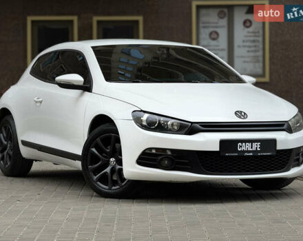 Білий Фольксваген Скірокко, об'ємом двигуна 1.39 л та пробігом 160 тис. км за 8900 $, фото 5 на Automoto.ua