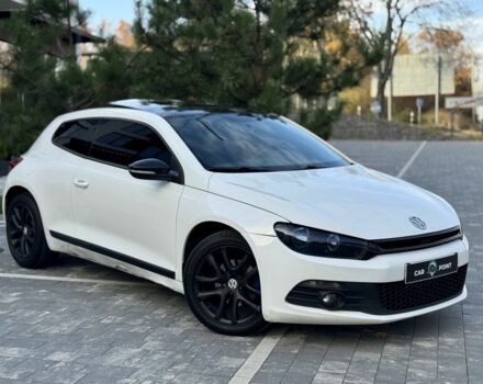 Белый Фольксваген Скирокко, объемом двигателя 2 л и пробегом 350 тыс. км за 5999 $, фото 3 на Automoto.ua