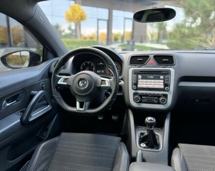 Белый Фольксваген Скирокко, объемом двигателя 2 л и пробегом 350 тыс. км за 5999 $, фото 15 на Automoto.ua