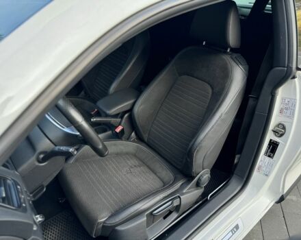 Белый Фольксваген Скирокко, объемом двигателя 2 л и пробегом 350 тыс. км за 5999 $, фото 12 на Automoto.ua