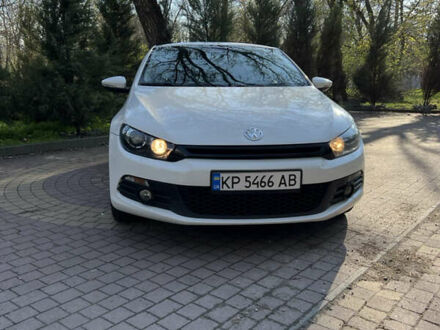 Фольксваген Скирокко 2011 в Запорожье на Automoto.ua Белый Фольксваген Скирокко, объемом двигателя 1.39 л и пробегом 278 тыс. км за 8300 $, фото 1 на Automoto.ua