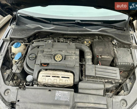 Черный Фольксваген Скирокко, объемом двигателя 1.39 л и пробегом 217 тыс. км за 7500 $, фото 31 на Automoto.ua