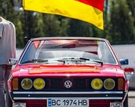 Красный Фольксваген Скирокко, объемом двигателя 1.1 л и пробегом 139 тыс. км за 22000 $, фото 3 на Automoto.ua