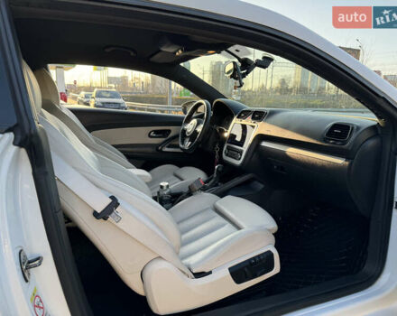 Фольксваген Скирокко, объемом двигателя 2 л и пробегом 167 тыс. км за 12500 $, фото 14 на Automoto.ua