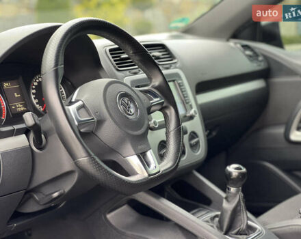 Серый Фольксваген Скирокко, объемом двигателя 1.98 л и пробегом 170 тыс. км за 9999 $, фото 23 на Automoto.ua