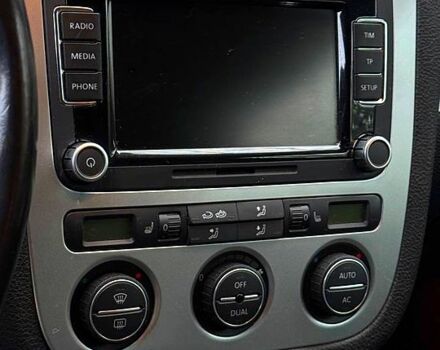 Серый Фольксваген Скирокко, объемом двигателя 1.4 л и пробегом 165 тыс. км за 8500 $, фото 11 на Automoto.ua