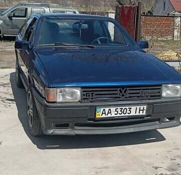 Синій Фольксваген Скірокко, об'ємом двигуна 1.8 л та пробігом 350 тис. км за 1200 $, фото 1 на Automoto.ua