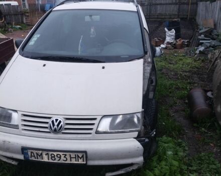 Білий Фольксваген Шаран, об'ємом двигуна 1.9 л та пробігом 500 тис. км за 2000 $, фото 1 на Automoto.ua