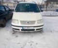 Білий Фольксваген Шаран, об'ємом двигуна 1.8 л та пробігом 200 тис. км за 4097 $, фото 1 на Automoto.ua