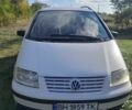 Белый Фольксваген Шаран, объемом двигателя 1.9 л и пробегом 390 тыс. км за 4300 $, фото 1 на Automoto.ua