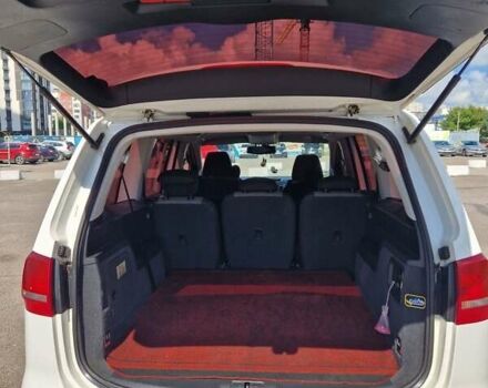 Белый Фольксваген Шаран, объемом двигателя 1.97 л и пробегом 314 тыс. км за 11500 $, фото 4 на Automoto.ua