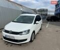 Білий Фольксваген Шаран, об'ємом двигуна 2 л та пробігом 288 тис. км за 13500 $, фото 1 на Automoto.ua