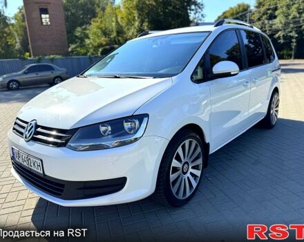 Білий Фольксваген Шаран, об'ємом двигуна 2 л та пробігом 260 тис. км за 9499 $, фото 3 на Automoto.ua