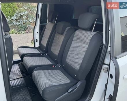 Белый Фольксваген Шаран, объемом двигателя 2 л и пробегом 235 тыс. км за 11350 $, фото 32 на Automoto.ua