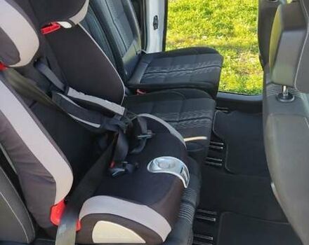 Белый Фольксваген Шаран, объемом двигателя 1.4 л и пробегом 245 тыс. км за 9920 $, фото 10 на Automoto.ua