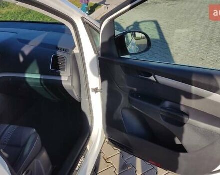 Белый Фольксваген Шаран, объемом двигателя 1.4 л и пробегом 245 тыс. км за 9920 $, фото 17 на Automoto.ua