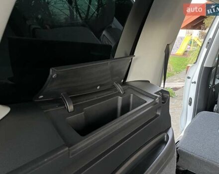 Белый Фольксваген Шаран, объемом двигателя 2 л и пробегом 235 тыс. км за 11350 $, фото 42 на Automoto.ua