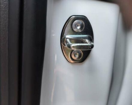 Белый Фольксваген Шаран, объемом двигателя 2 л и пробегом 246 тыс. км за 14299 $, фото 23 на Automoto.ua