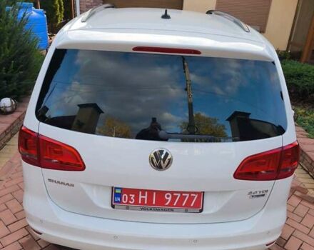 Белый Фольксваген Шаран, объемом двигателя 2 л и пробегом 246 тыс. км за 14299 $, фото 7 на Automoto.ua