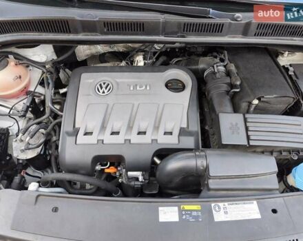 Белый Фольксваген Шаран, объемом двигателя 2 л и пробегом 246 тыс. км за 14299 $, фото 44 на Automoto.ua