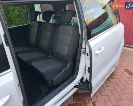 Белый Фольксваген Шаран, объемом двигателя 2 л и пробегом 246 тыс. км за 14299 $, фото 18 на Automoto.ua