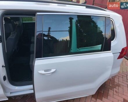 Белый Фольксваген Шаран, объемом двигателя 2 л и пробегом 246 тыс. км за 14299 $, фото 26 на Automoto.ua