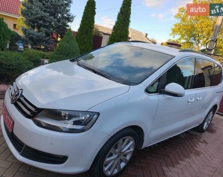 Белый Фольксваген Шаран, объемом двигателя 2 л и пробегом 246 тыс. км за 14299 $, фото 2 на Automoto.ua