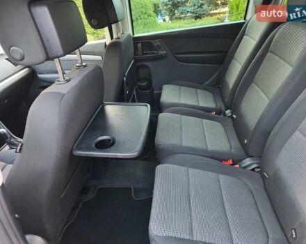 Белый Фольксваген Шаран, объемом двигателя 2 л и пробегом 246 тыс. км за 14299 $, фото 25 на Automoto.ua