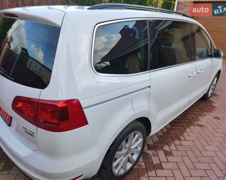 Белый Фольксваген Шаран, объемом двигателя 2 л и пробегом 246 тыс. км за 14299 $, фото 5 на Automoto.ua