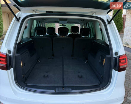 Фольксваген Шаран 2017 в Черновцах на Automoto.ua Белый Фольксваген Шаран, объемом двигателя 1.97 л и пробегом 280 тыс. км за 18800 $, фото 38 на Automoto.ua