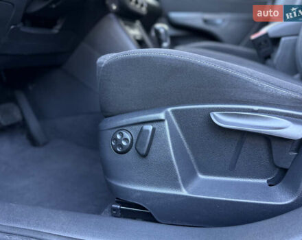 Фольксваген Шаран 2017 в Черновцах на Automoto.ua Белый Фольксваген Шаран, объемом двигателя 1.97 л и пробегом 280 тыс. км за 18800 $, фото 24 на Automoto.ua