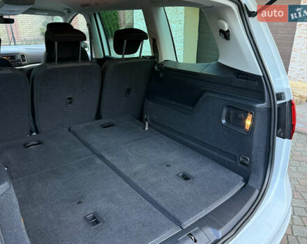 Фольксваген Шаран 2017 в Черновцах на Automoto.ua Белый Фольксваген Шаран, объемом двигателя 1.97 л и пробегом 280 тыс. км за 18800 $, фото 39 на Automoto.ua