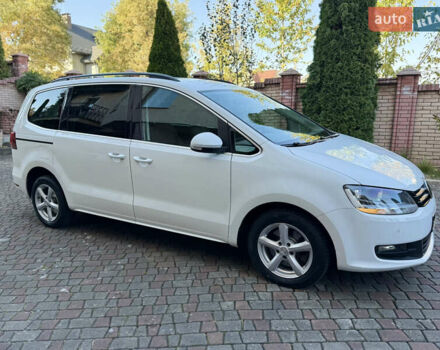 Фольксваген Шаран 2017 в Черновцах на Automoto.ua Белый Фольксваген Шаран, объемом двигателя 1.97 л и пробегом 280 тыс. км за 18800 $, фото 4 на Automoto.ua