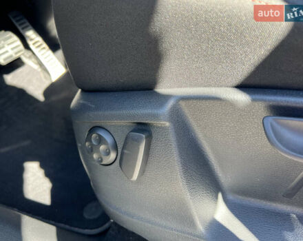 Белый Фольксваген Шаран, объемом двигателя 1.97 л и пробегом 250 тыс. км за 22000 $, фото 44 на Automoto.ua