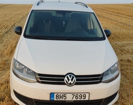 Белый Фольксваген Шаран, объемом двигателя 0 л и пробегом 230 тыс. км за 10538 $, фото 6 на Automoto.ua