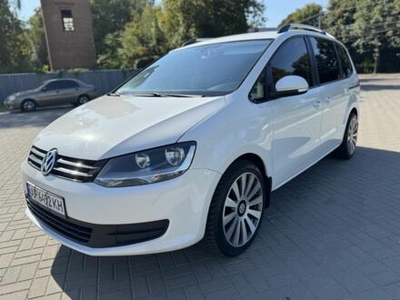 Фольксваген Шаран 2011 в Житомире на Automoto.ua Белый Фольксваген Шаран, объемом двигателя 2 л и пробегом 260 тыс. км за 9499 $, фото 1 на Automoto.ua