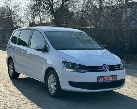Білий Фольксваген Шаран, об'ємом двигуна 2 л та пробігом 282 тис. км за 11800 $, фото 1 на Automoto.ua