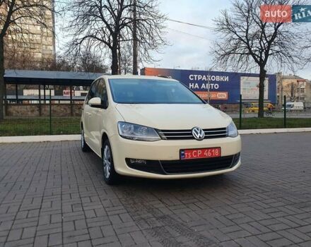 Бежевый Фольксваген Шаран, объемом двигателя 1.98 л и пробегом 235 тыс. км за 15999 $, фото 13 на Automoto.ua