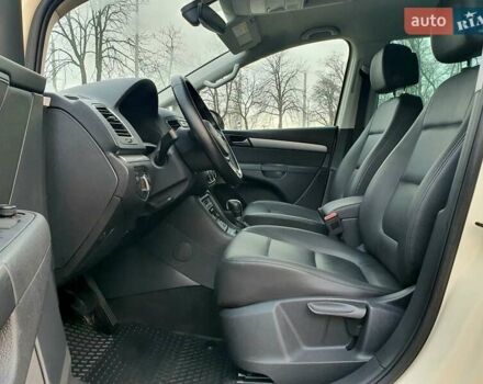 Бежевый Фольксваген Шаран, объемом двигателя 1.98 л и пробегом 235 тыс. км за 15999 $, фото 35 на Automoto.ua