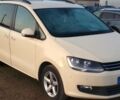 Бежевый Фольксваген Шаран, объемом двигателя 2 л и пробегом 410 тыс. км за 9800 $, фото 2 на Automoto.ua