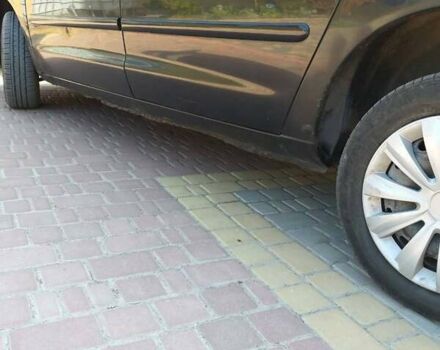 Черный Фольксваген Шаран, объемом двигателя 2.8 л и пробегом 380 тыс. км за 2400 $, фото 8 на Automoto.ua