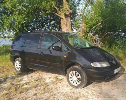 Черный Фольксваген Шаран, объемом двигателя 2.8 л и пробегом 390 тыс. км за 2500 $, фото 9 на Automoto.ua